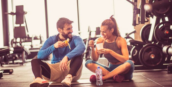 Ужин после тренировки: разрешенные и запрещенные продукты